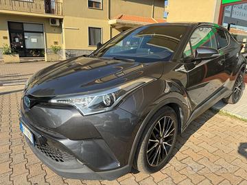 Toyota C-HR 1.8 Hybrid E-CVT Lounge