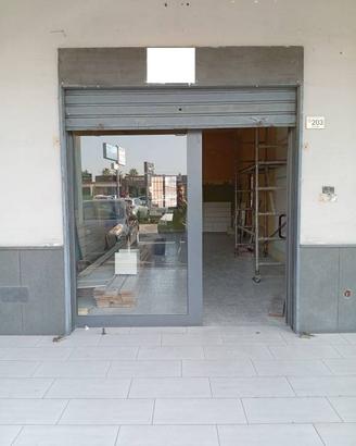 Immobile di 60 m² con 1 locale a Giugliano in Camp
