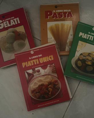 4 libri serie Guida Cucina Mondadori