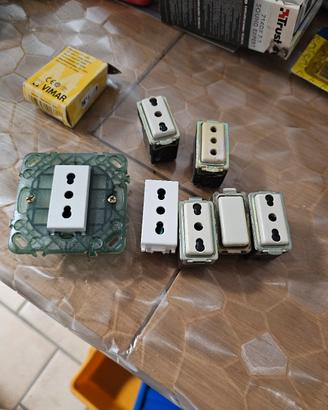 prese elettriche interruttore 