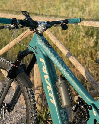 Pivot shuttle lt 2025 race come nuova