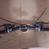 Manubrio flat  completo di comandi