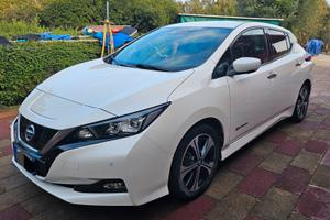 NISSAN Leaf  40Kw