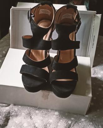 Sandalo zeppa donna