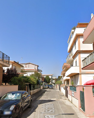 NETTUNO LUMINOSO BILOCALE ARREDATO