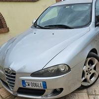 auto  alfa 147