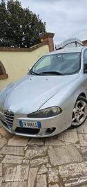 auto  alfa 147