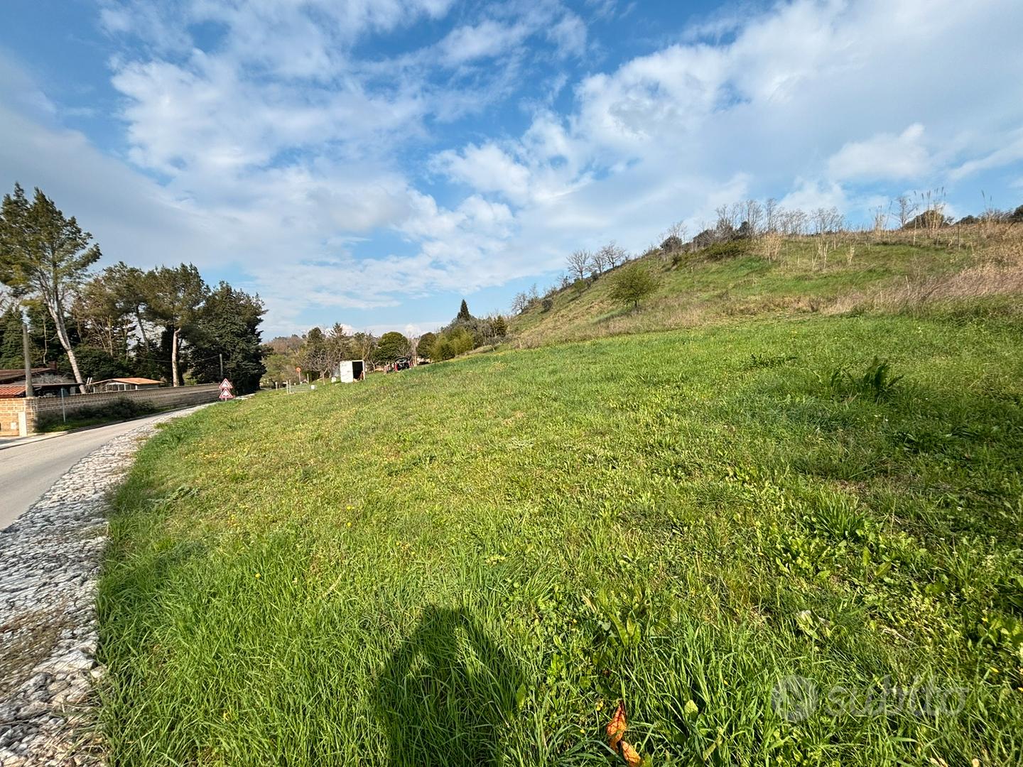 Terreno via prati - Vista 3