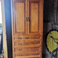Armadio mobile in legno