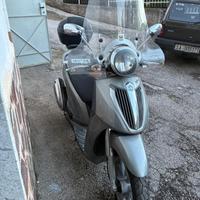 piaggio carnaby cruiser 300