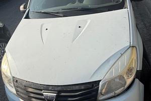 RICAMBI E MOTORE DACIA SANDERO