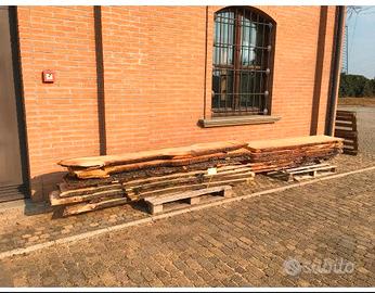 assi di legno grezze
