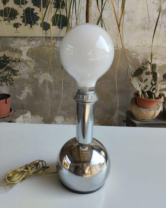 Lampada da tavolo