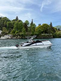 PONTOON BOAT 7 METRI YAMAHA F40 NO PATENTE