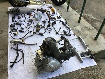 RICAMBI DUCATI MONSTER 600