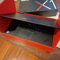 ThinkPad X1 Carbon – Ultraportatile, leggerissimo,