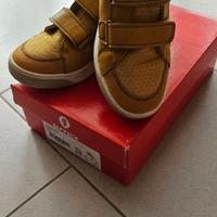 Stivaletto giallo Garvalin in pelle ocra