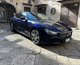Maserati ghibli diesel 275 cv