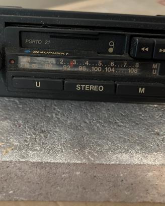 Autoradio Blsukpunkt