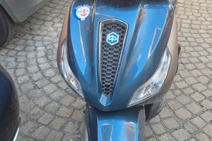 Piaggio Medley 150 blu ABS