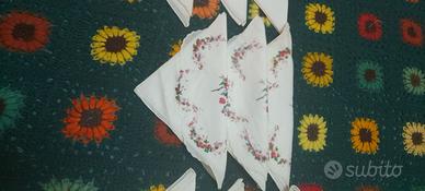 6 tovaglioli in finissima stoffa 