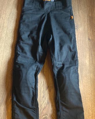 Pantaloni molto tg s con protezioni