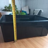 contenitori di plastica