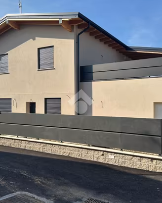 3 LOCALI A BAGNOLO CREMASCO
