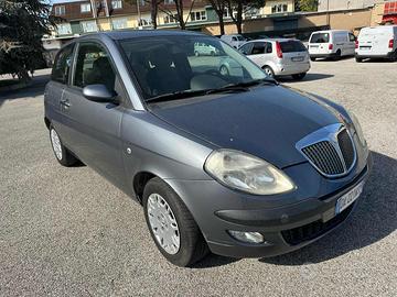 LANCIA Ypsilon 1.2 16V Oro GPL ( gas )