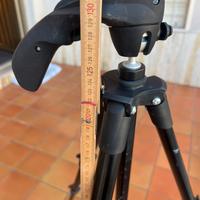 Cavalletto per fotografia o video o lampada