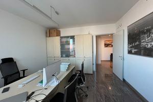 Centralissimo e luminosissimo ufficio