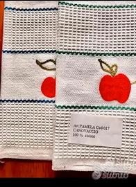 TUTTO NUOVO. Tovaglia + 2 canovacci