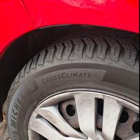 Gomme 4Stagioni Michelin Crossclimate2 185/60 r15