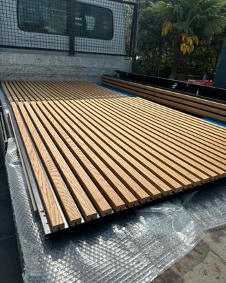 Pannelli in legno a doghe (wood slat) alta qualita