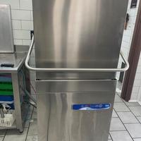 Lavastoviglie professionale Hoonved