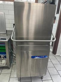 Lavastoviglie professionale Hoonved