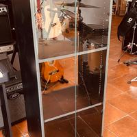 Mobile per Hifi con Sportelli in Vetro e con Ruote