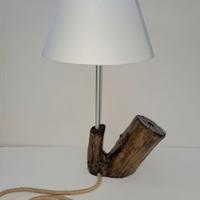 LAMPADA  IN LEGNO FATTA A MANO PEZZO UNICO