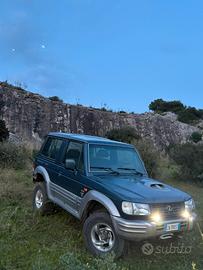 Fuoristrada Hyundai galloper