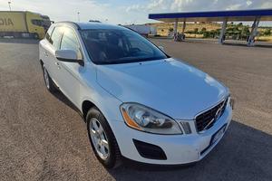 Volvo XC 60 (2012) Kinetic