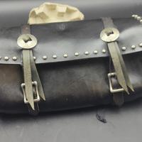 Borsa pelle porta attrezzi per moto custom