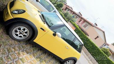 Mini Cooper Benzina