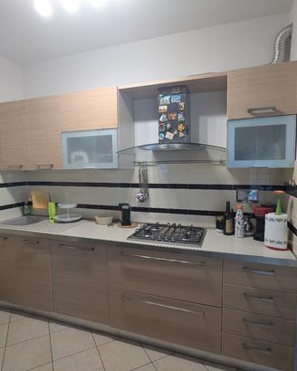 cucina i buone condizioni  