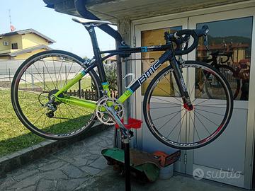Bici da strada BMC