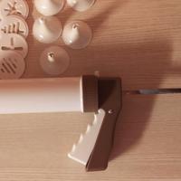 Attrezzo Cucina spara biscotti Ernesto.