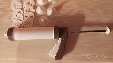 Attrezzo Cucina spara biscotti Ernesto.