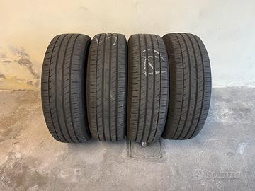 4 gomme estive Khumo 215/65 r17  perfette