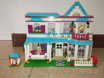 Set Lego Friends "La casa di Stephanie"