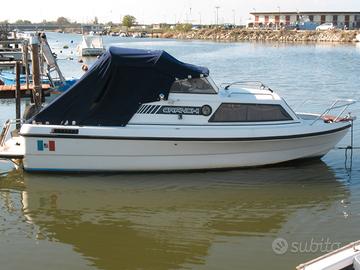 Natante entrofuoribordo