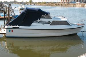 Natante entrofuoribordo